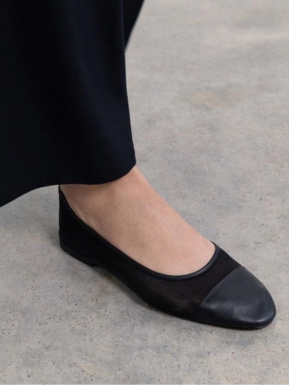 NIB Dear Frances black Gala mesh-panel flats